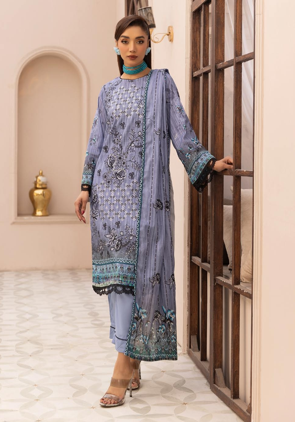 row-1-column-2 (14) intikhab lawn embroidery